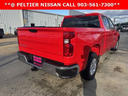 Used 2025 Chevrolet Silverado 1500 LT image 3