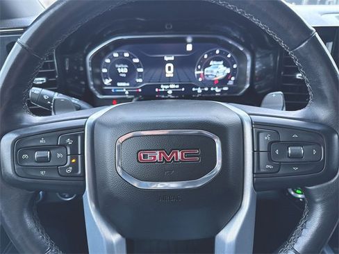 Used 2022 GMC Sierra 1500 SLT w/ SLT Premium Package image 11