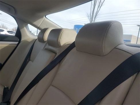 Used 2020 Honda Civic Touring image 34