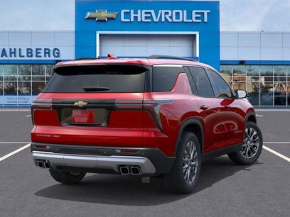 New 2026 Chevrolet Traverse LT w/ Sun and Wheel Package