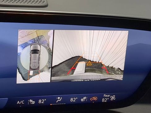 Used 2025 Buick Enclave Preferred image 42