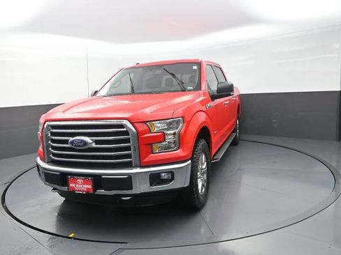 Used 2015 Ford F150 XLT w/ Equipment Group 302A Luxury AWD/4WD image 30