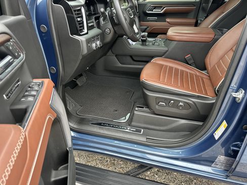 Certified 2025 GMC Sierra 1500 Denali Ultimate AWD/4WD image 10