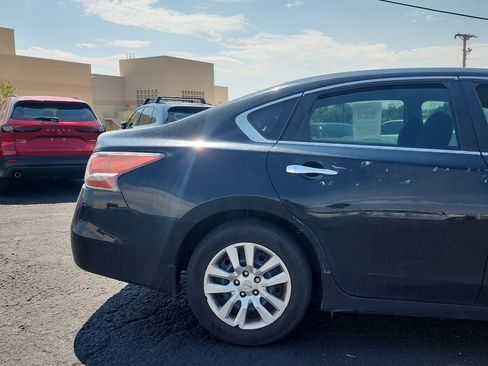 Used 2015 Nissan Altima 2.5 S w/ Power Driver Seat Package FWD image 5