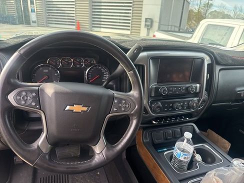 Used 2015 Chevrolet Silverado 3500 LTZ w/ Duramax Plus Package image 18