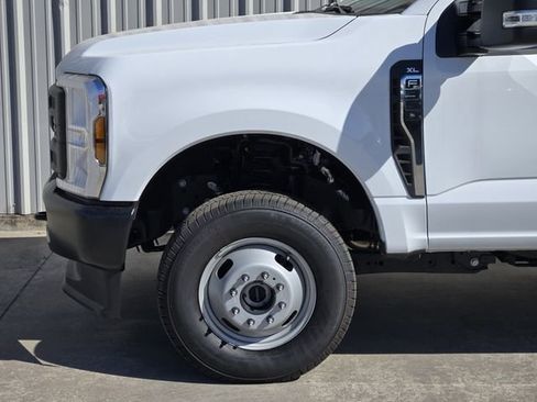 New 2026 Ford F350 XL AWD/4WD image 8