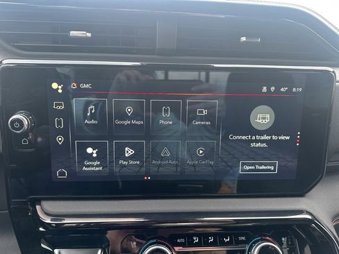 Used 2024 GMC Sierra 1500 AT4 w/ Technology Package image 16