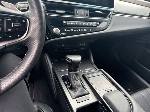 Used 2022 Lexus ES 350 F Sport image 30