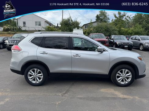 Used 2014 Nissan Rogue SV image 7