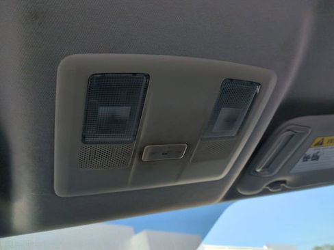 Used 2014 MAZDA MAZDA3 i Touring image 23