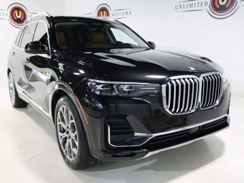 Used 2022 BMW X7 xDrive40i w/ Executive Package AWD/4WD image 19