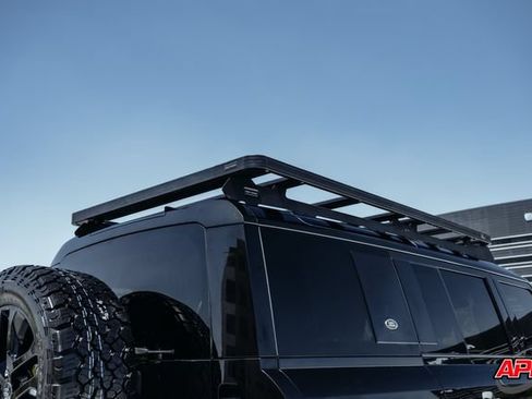 Used 2020 Land Rover Defender 110 X AWD/4WD image 32