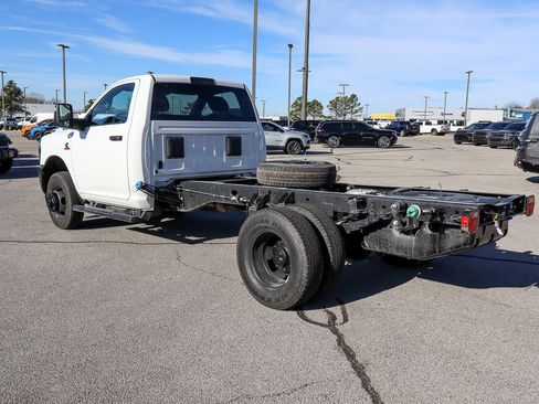 New 2026 RAM 3500 Tradesman image 6