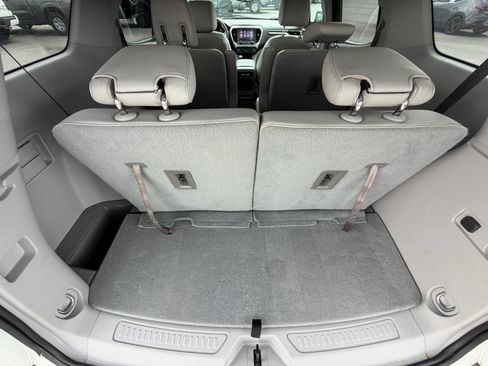 Used 2017 GMC Acadia SLT FWD image 23