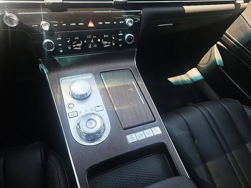 Used 2025 Genesis G80 2.5T Advanced AWD/4WD image 25
