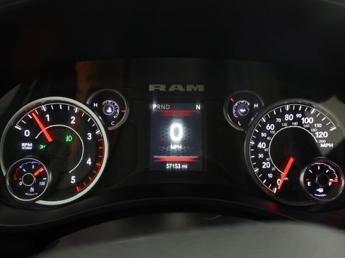 Used 2022 RAM 2500 Big Horn w/ Level A Equipment Group AWD/4WD image 10