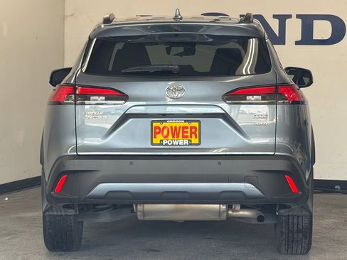 Used 2024 Toyota Corolla Cross XLE w/ Convenience Package image 4