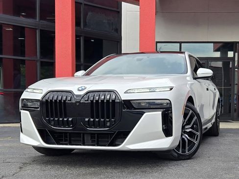 Used 2023 BMW 760i xDrive 760i xDrive w/ Executive Package image 1