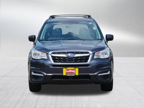 Used 2018 Subaru Forester 2.5i Premium w/ Protection Package #1 AWD/4WD image 2