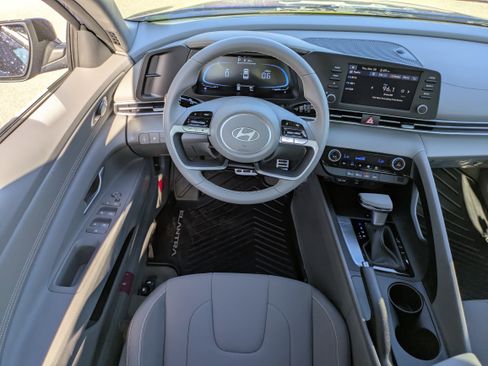 New 2026 Hyundai Elantra Blue image 16