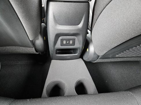 Used 2026 Hyundai Venue SEL FWD image 15