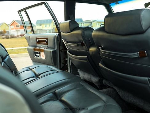 Used 1986 Cadillac Brougham Brougham image 35