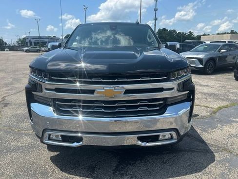 Used 2020 Chevrolet Silverado 1500 LTZ w/ LTZ Premium Package AWD/4WD image 8