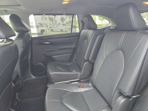 Used 2026 Toyota Highlander XLE AWD/4WD image 21