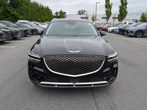 Used 2025 Genesis GV70 2.5T w/ Advanced Package AWD/4WD image 8