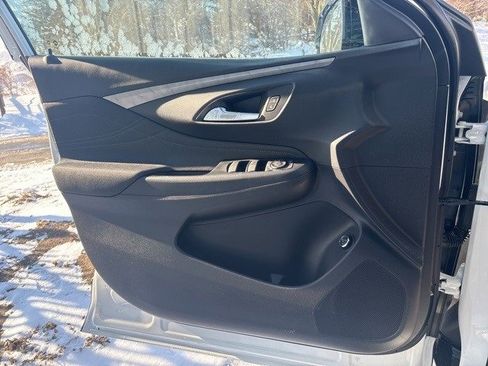 New 2025 Buick Envista Sport Touring w/ Convenience I Package image 16