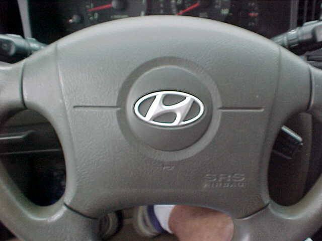 Used 2005 Hyundai Elantra GLS FWD image 26