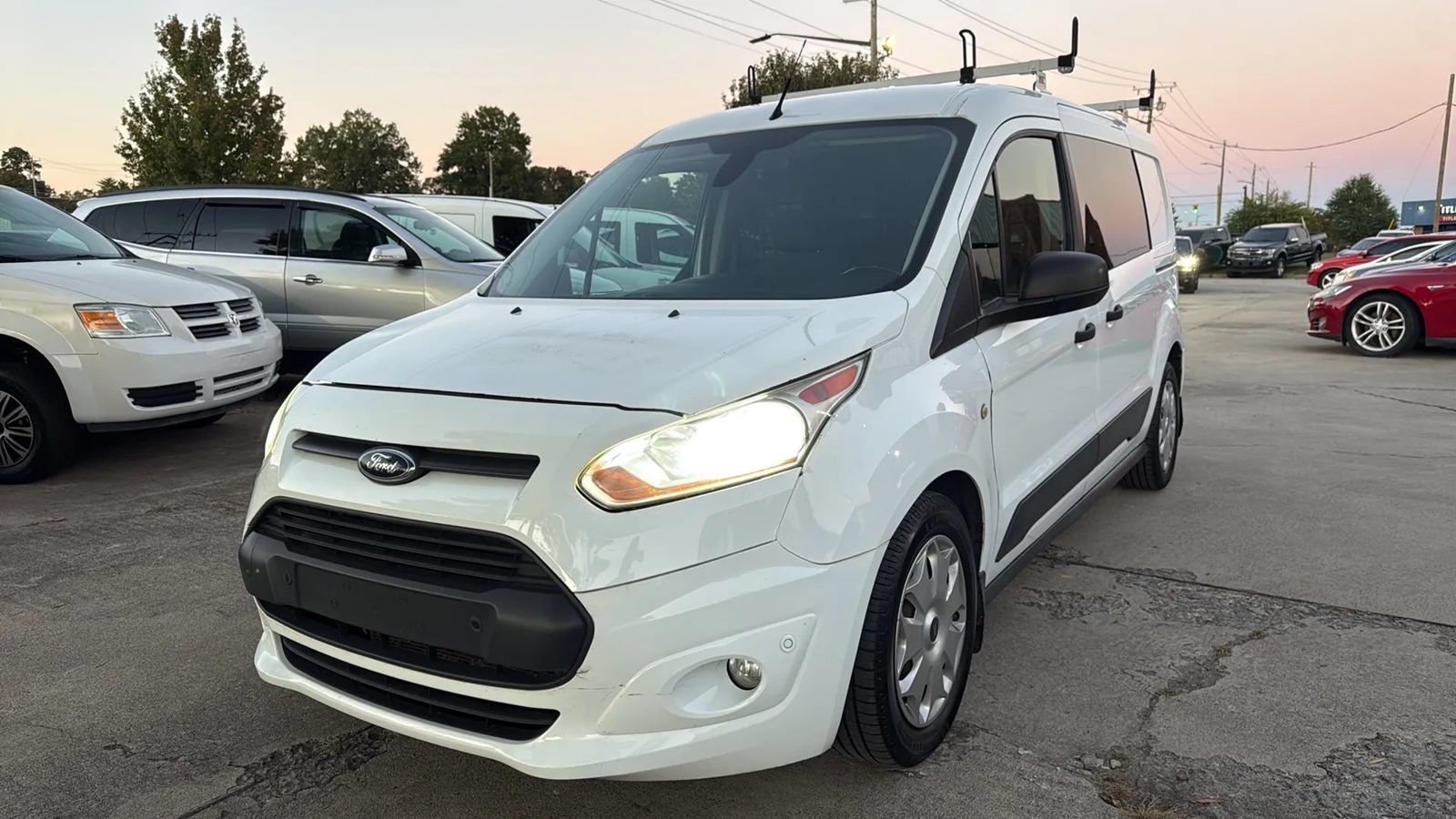 Used 2018 Ford Transit Connect XLT FWD image 1