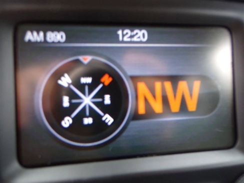 Used 2019 RAM 1500 Classic SLT image 40