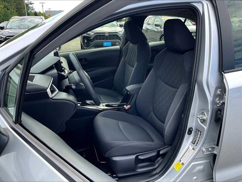 Used 2022 Toyota Corolla LE image 10