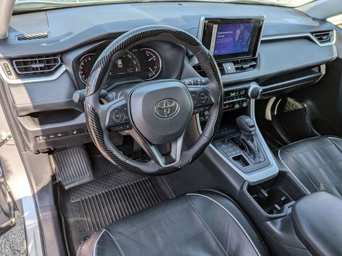 Used 2025 Toyota RAV4 XLE w/ Convenience Package AWD/4WD image 17