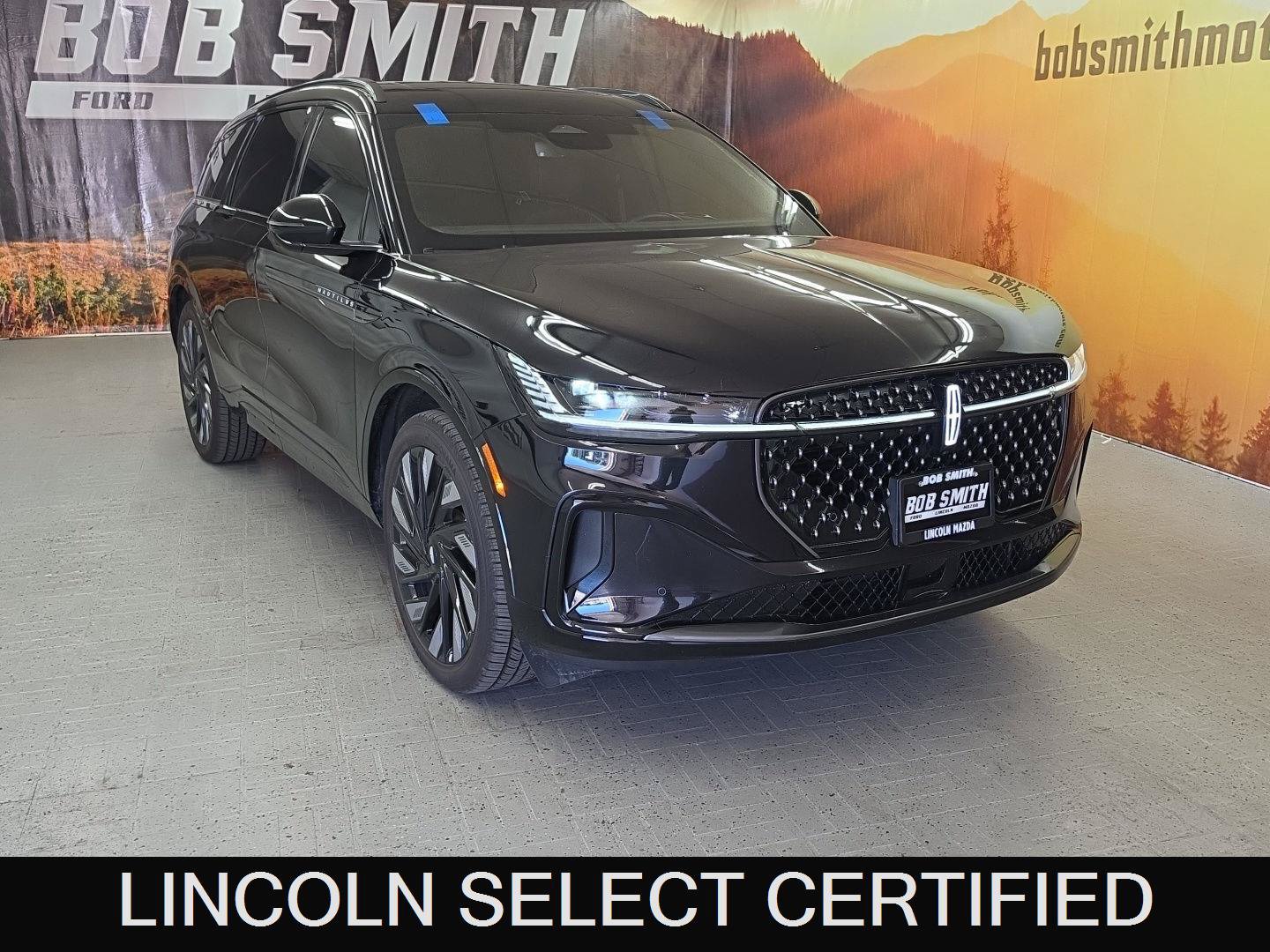 Certified 2025 Lincoln Nautilus Reserve w/ Jet Appearance Package AWD/4WD image 1