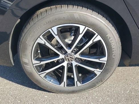 New 2026 Volkswagen Jetta Sport FWD image 5