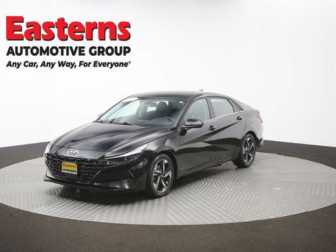 Used 2021 Hyundai Elantra SEL w/ Convenience + Premium Package FWD image 57
