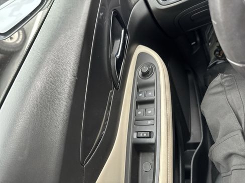 Used 2017 Buick Encore Preferred image 9