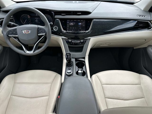 Used 2021 Cadillac XT6 Premium Luxury AWD/4WD image 14