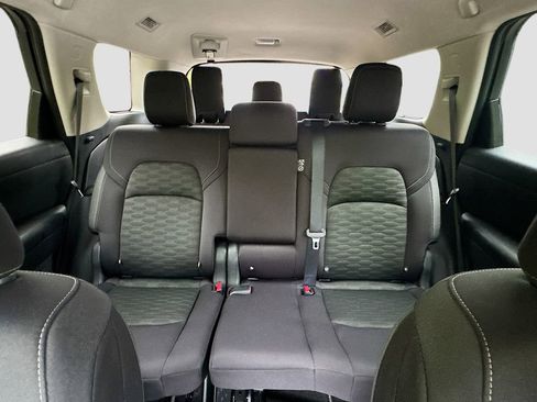 Used 2023 Nissan Pathfinder SV AWD/4WD image 27