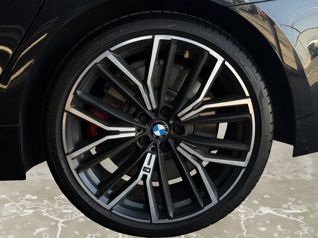 Used 2022 BMW M550i xDrive w/ Executive Package AWD/4WD image 14