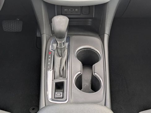 Used 2023 Chevrolet Equinox LS w/ LS Convenience Package FWD image 23