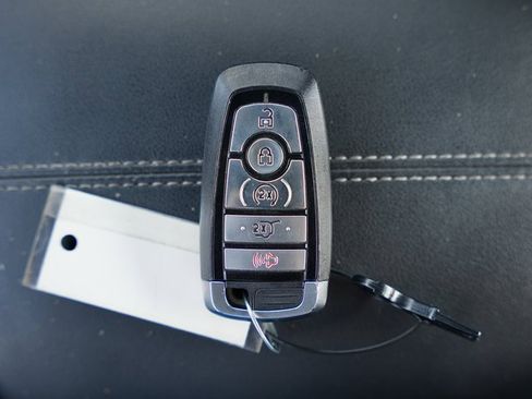 Used 2024 Ford Mustang Premium image 32