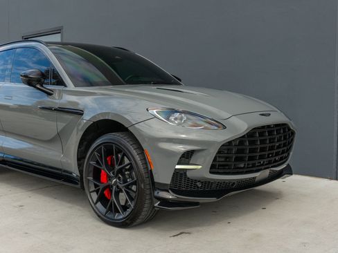 Used 2025 Aston Martin DBX 707 AWD/4WD image 39