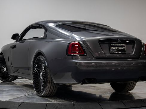 Used 2016 Rolls-Royce Wraith image 44
