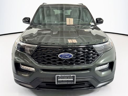 Used 2022 Ford Explorer ST-Line w/ Class IV Trailer Tow Package image 2