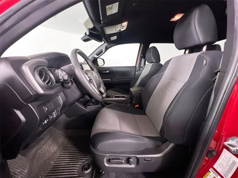 Used 2023 Toyota Tacoma TRD Sport w/ Black Out Package (TMS) image 20