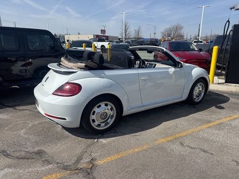 Used 2018 Volkswagen Beetle 2.0T Coast w/ Coast Lighting Package image 6