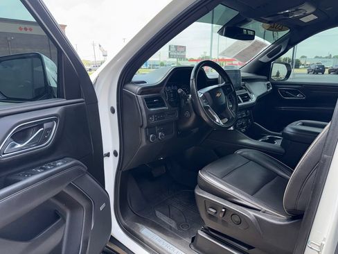 Used 2021 Chevrolet Tahoe Premier RWD image 12